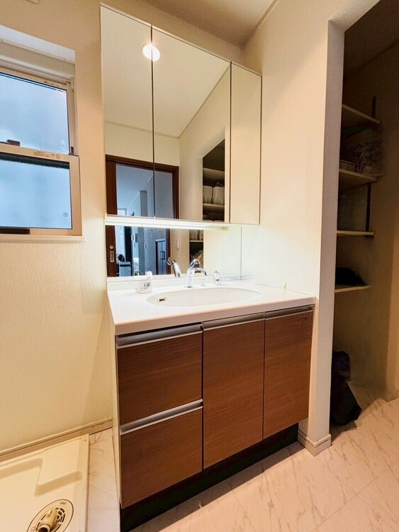 その他 洗面化粧台