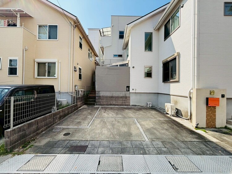 その他 駐車場（並列駐車2台可）