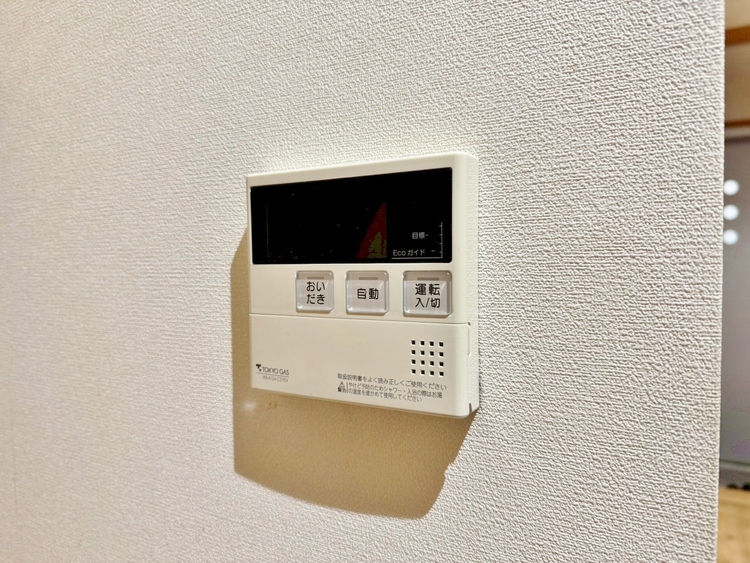 設備 見やすい画面で操作しやすい給湯パネルです。