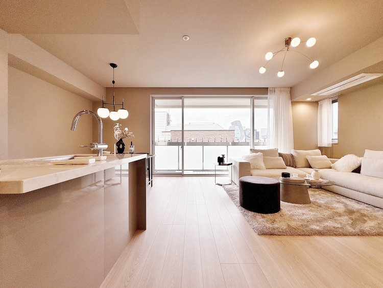 居間 豊かな居住性と、安心感を満たすクオリティが見事に調和した住空間。