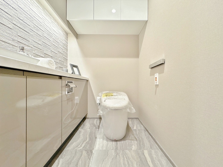 トイレ 暮らしの中のさりげないひとときの快適さにも、こだわりを、持って設備を配しております。