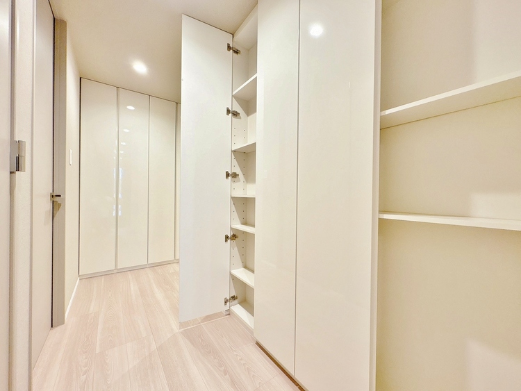 収納 居室にはクローゼットがあり、荷物もスッキリ収納して快適にお過ごしいただけます。