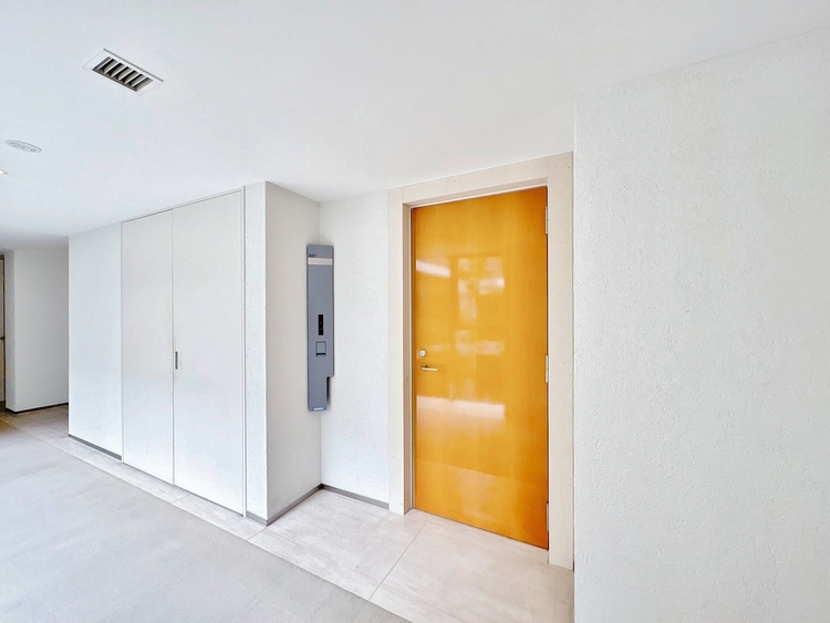 玄関 玄関を開ければ、そこは安らぎのご自宅。