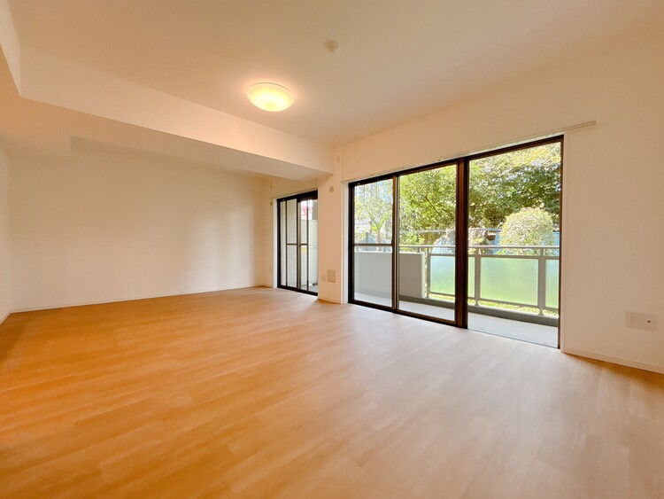 居間 豊かな居住性と、安心感を満たすクオリティが見事に調和した住空間。