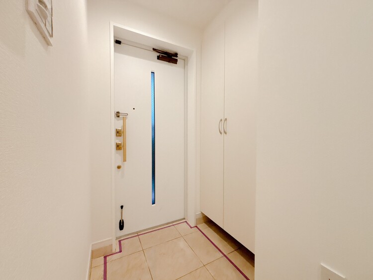 玄関 シューズボックスを完備した玄関です。