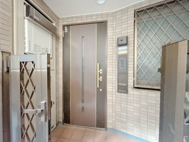 玄関 玄関を開ければ、そこは安らぎのご自宅。