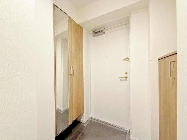 玄関 シューズボックスを完備した玄関です。