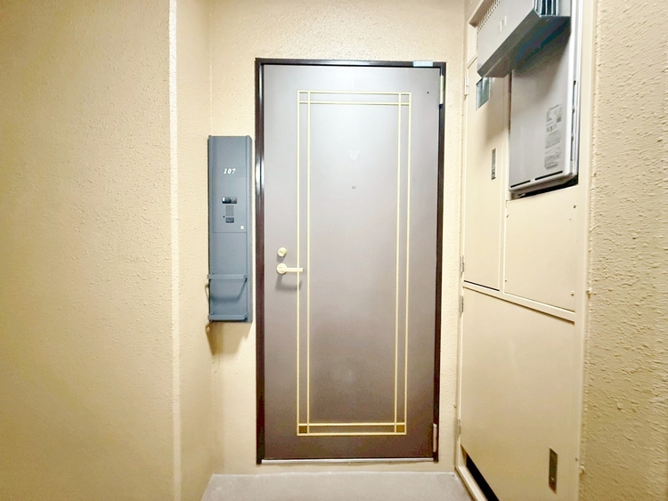 玄関 玄関を開ければ、そこは安らぎのご自宅。