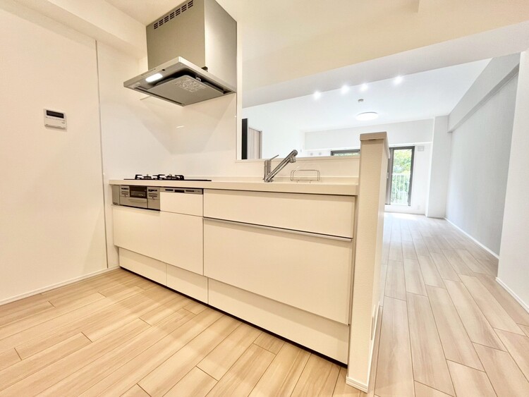 キッチン 洗練されたスタイリッシュなデザイン性と使いやすさを備えた仕様。