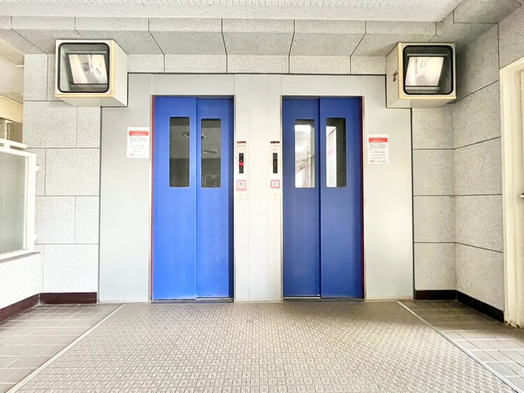 設備 エレベーターの管理も、きちんと行き届いてます。