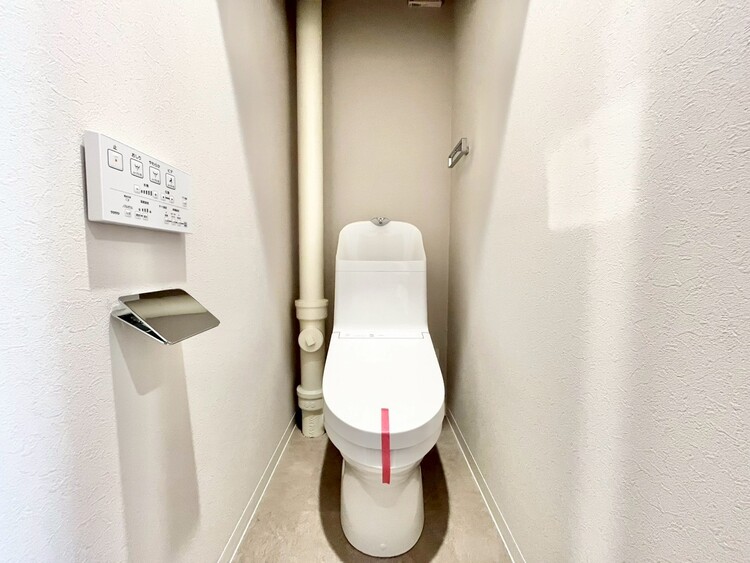 トイレ 暮らしの中のさりげないひとときの快適さにも、こだわりを、持って設備を配しております。