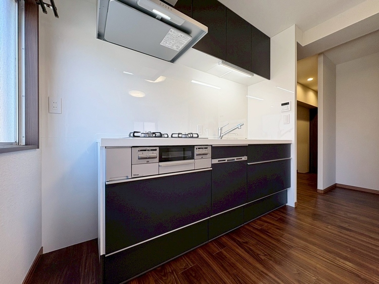 キッチン 洗練されたスタイリッシュなデザイン性と使いやすさを備えた仕様。