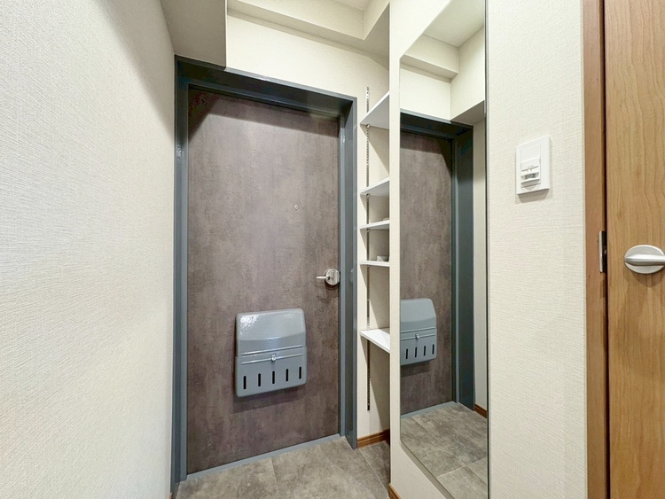 玄関 シューズボックスを完備した玄関です。