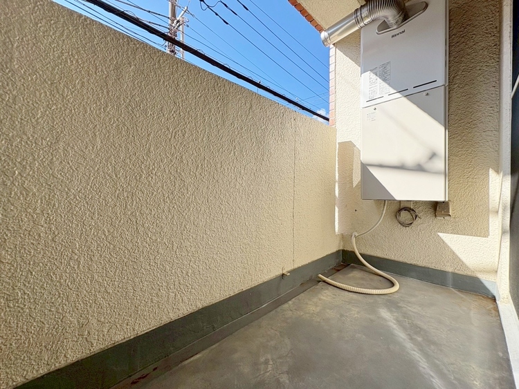 バルコニー 暮らしの中で、光と風を演出してくれるバルコニー。