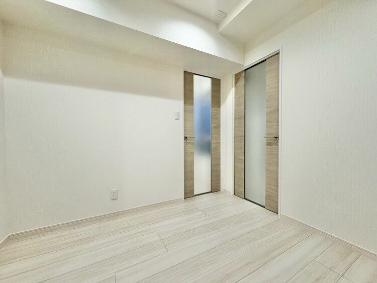 居間 居心地の良い空気感は、暮らしのステージを彩り、心からのやすらぎと満足感を与えてくれます。