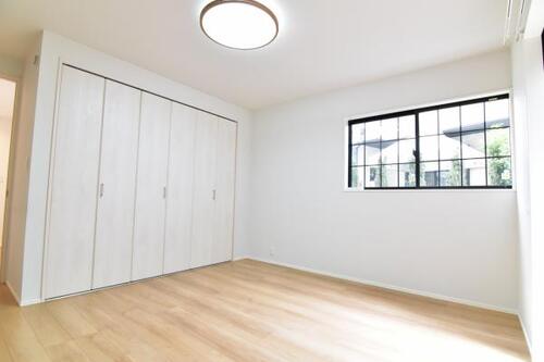 中区本牧元町　中古一戸建ての物件画像