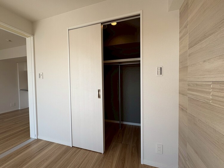 その他 収納スペースが付いていて、お部屋を広く使っていただけます。