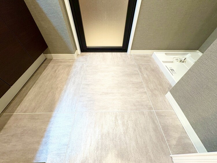 その他 十分な広さの脱衣所。