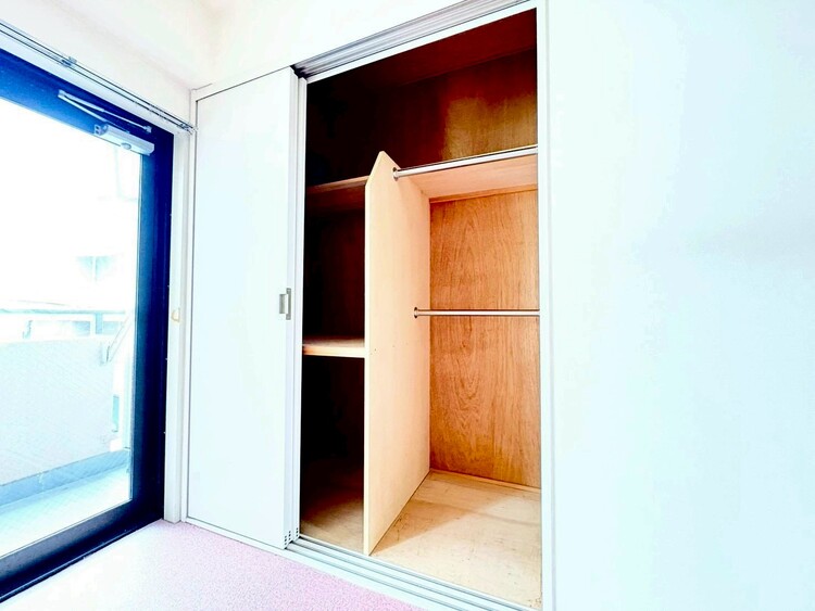 その他 収納スペースが付いていて、お部屋を広く使っていただけます。