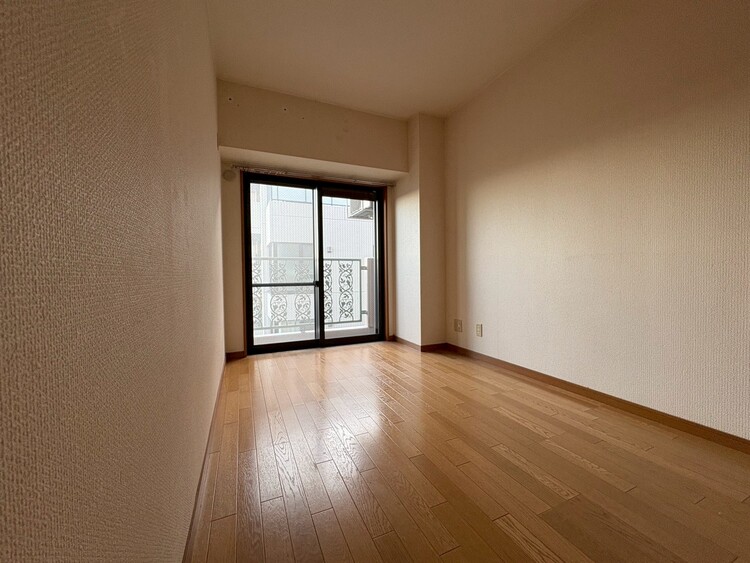 その他 清かで艶やかな時間をもたらしてくれる室内です。