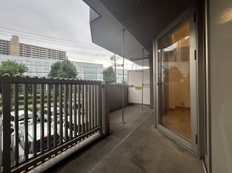 その他 南西向きで開けた環境となっています。陽当たり良好です。