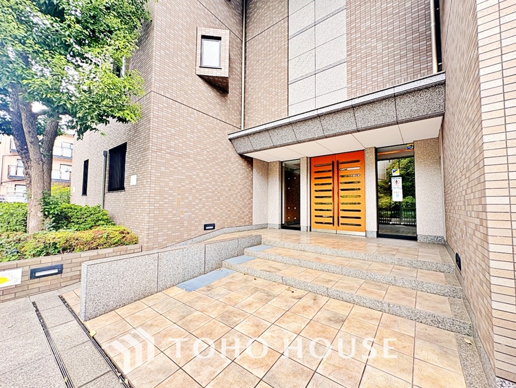 その他 使いやすく、明るい洋室に仕上がります。子供部屋や趣味のお部屋にご利用できます。ご自身で家具などを配置し、素敵な空間を創り上げられます。