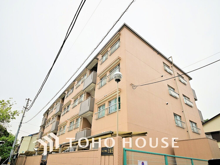 外観 〜専用庭付きフルリフォーム住戸〜使い勝手の良い全居室収納付きの3LDK〜安心の新耐震基準マンション〜