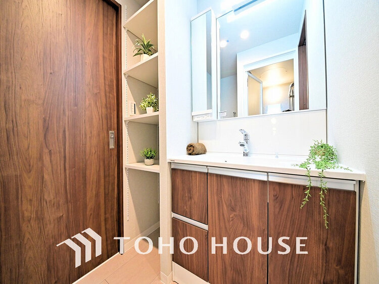 洗面 豊富な収納スペース、身支度のしやすい洗面所