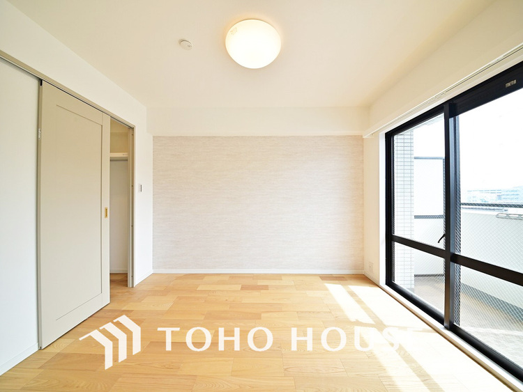 内装 1日の疲れを癒し、心地よく寛げるようゆったりとした広さをしています