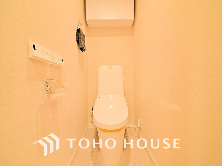 トイレ トイレには快適な温水洗浄便座付