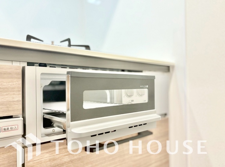 キッチン 【KITCHEN】◆家族のおはよう◆の声を笑顔で迎えてあげられるシステムキッチン。朝ごはんが楽しみでちょっと早起きしたくなるんです。