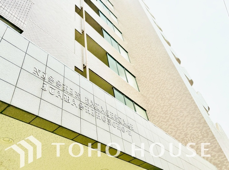 外観 漂う上質な空気感、マンションに入れば「おかえりなさい」と笑顔で迎えてくれるエントランス。最良の心配りを感じるマンションでした。