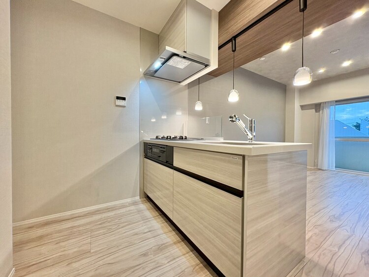 キッチン 開放感のあるキッチンスペース。調理をしながら、会話も弾みそうですね。