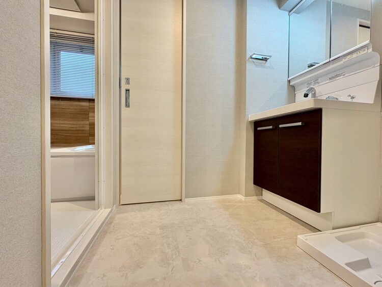 洗面 十分な広さの脱衣所。