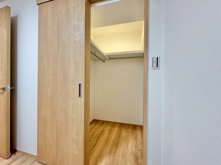 その他 家電やスーツケース、ストック品など何でも片付く嬉しい空間です。