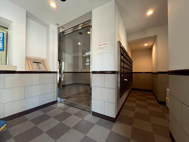 その他 館内は静寂な中が保たれており、管理が行き届いている印象を受けました。