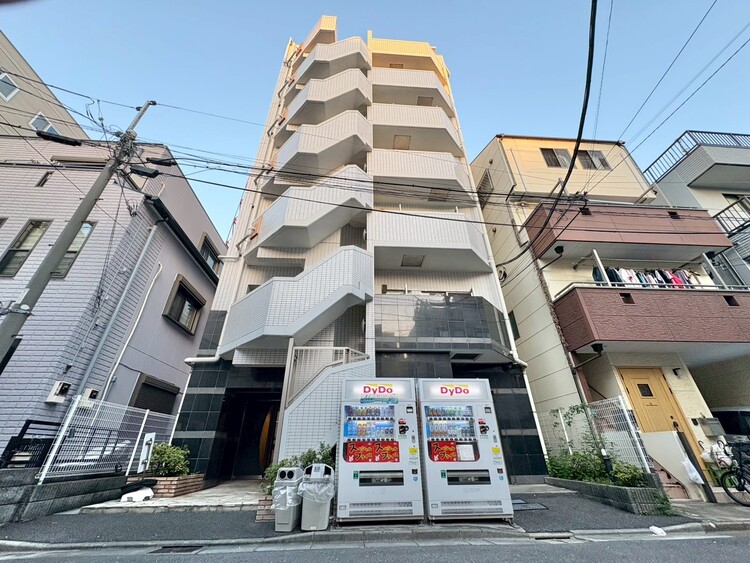 その他 飽きのこないシンプルモダンな外観です。