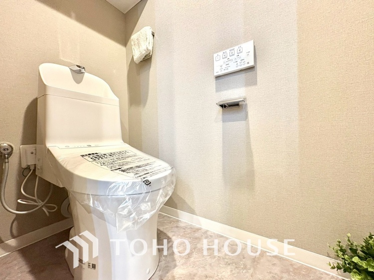 トイレ 【TOILET】◆快適◆な生活に不可欠。節水型の高性能トイレを新設。