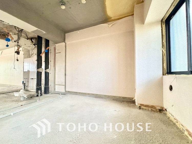 内装 現在改装中◆プライベートな時間◆最高な暮らしにはこの空間が必要。家族のふれあいも大切にしつつ、自分の空間も大切にしたい。