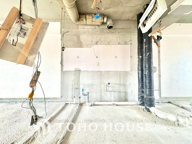 キッチン 現在改装中◆家族のおはよう◆の声を笑顔で迎えてあげられるシステムキッチン。朝ごはんが楽しみでちょっと早起きしたくなるんです。