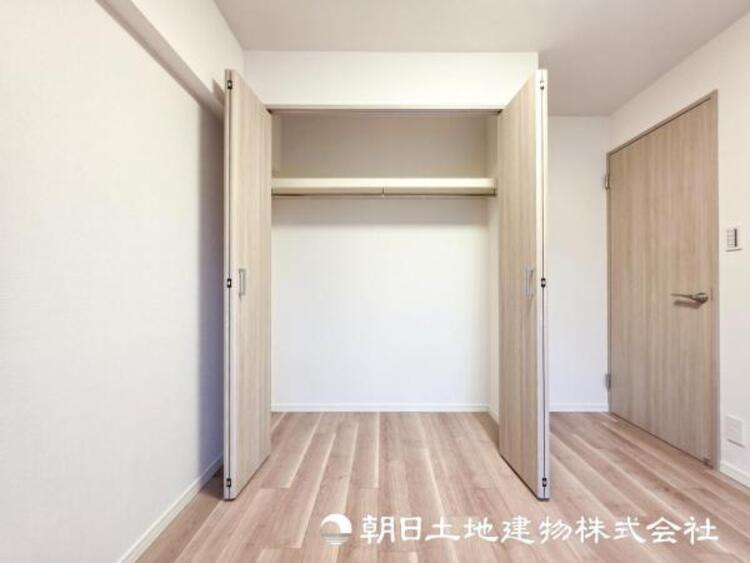 収納 【収納】大容量の収納スペースで住空間もスッキリ広々、よけいな荷物は閉まっちゃえばお片付けも楽々でいつも綺麗に整頓できます。