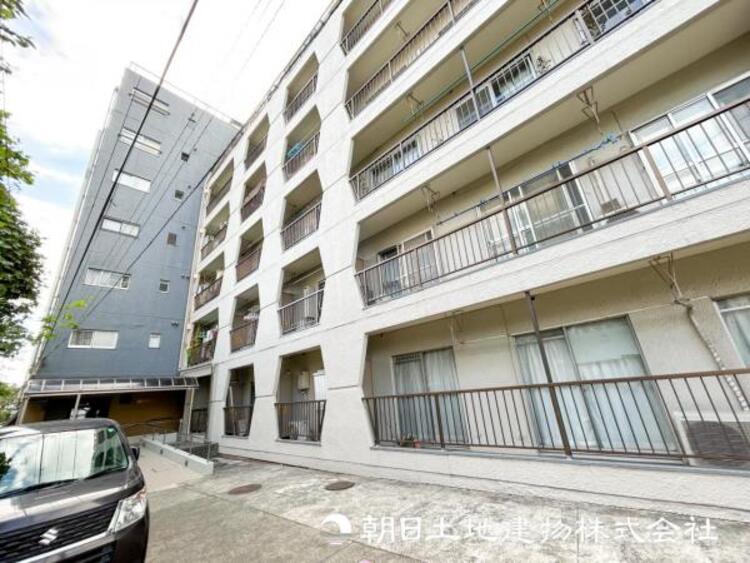 外観 【外観・立地】時間のゆとりと空間、暖かな陽光がもたらす光と風を独占してください。ここから新しい暮らしが始まります。