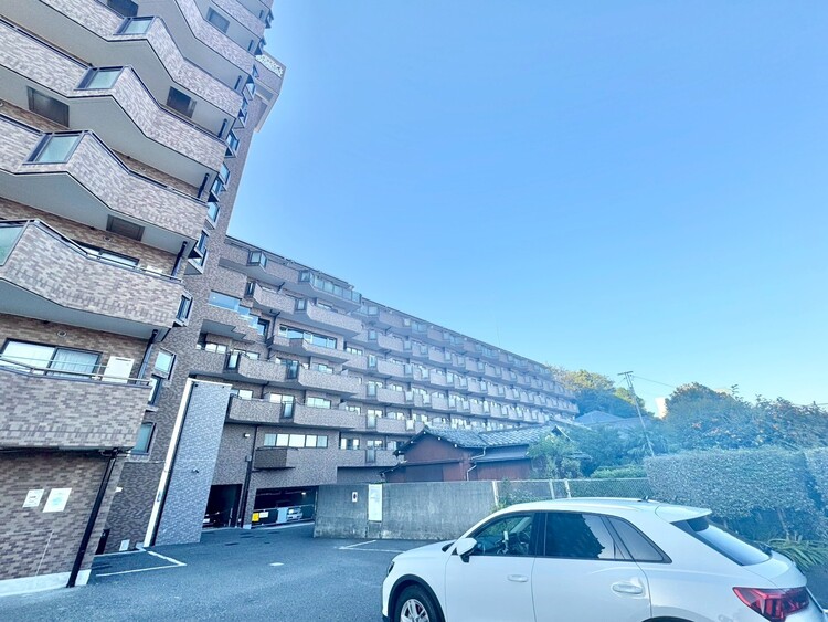 外観 資料には掲載していない情報が、現地にはたくさんあります。是非一度、現地をご確認ください。