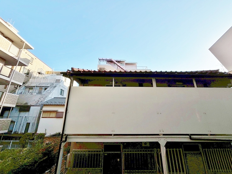 バルコニー 頬をなでる、優しい風を感じることが出来ます。