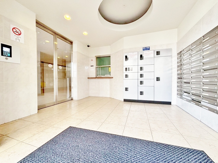 エントランス エントランス内部は、管理が行き届き清潔な共有スペースとなっています。