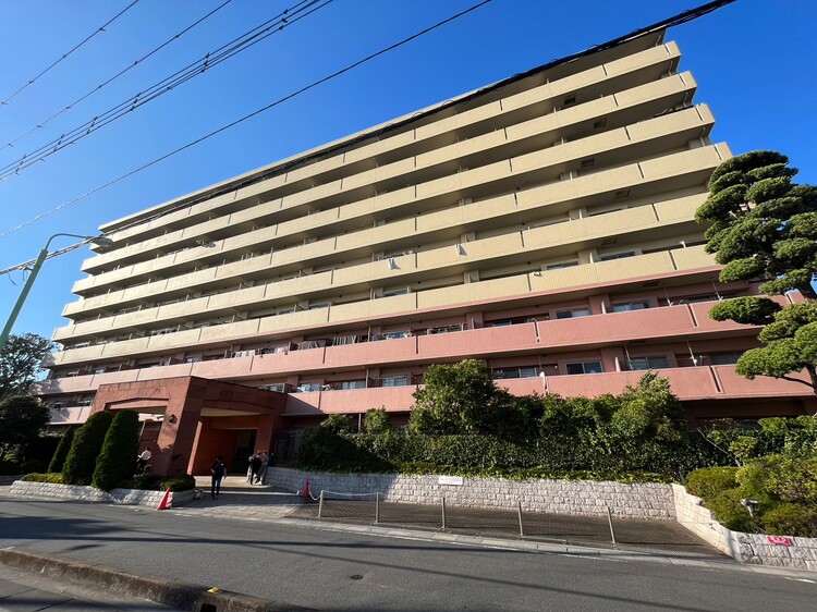 外観 現地に足をお運びいただいた際には、周辺散策などをお勧めいたします。