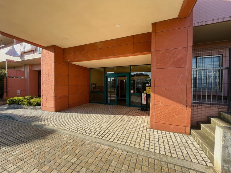 エントランス 外と内をつなぐエントランスは、まさに顔となる場所。