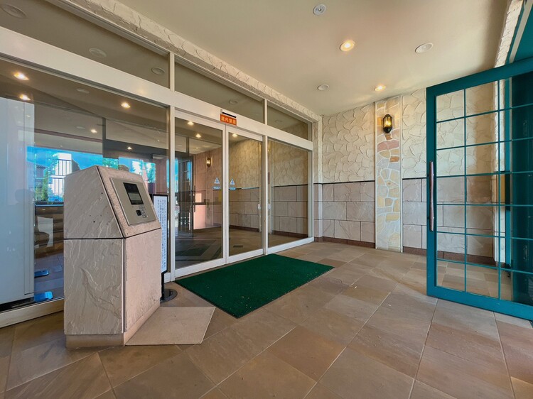 エントランス エントランスは、毎日の行き帰りで使う大事な空間です。