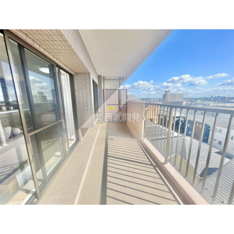 バルコニー 奥行きたっぷりのバルコニーは洗濯物もラクラク干せちゃいます。こんなところにもゆとり空間。