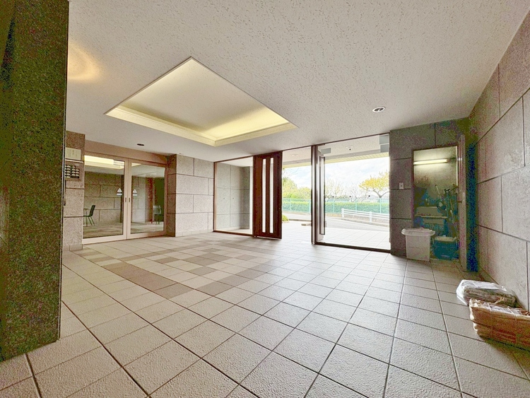 その他 館内は静寂な中が保たれており、管理が行き届いている印象を受けました。